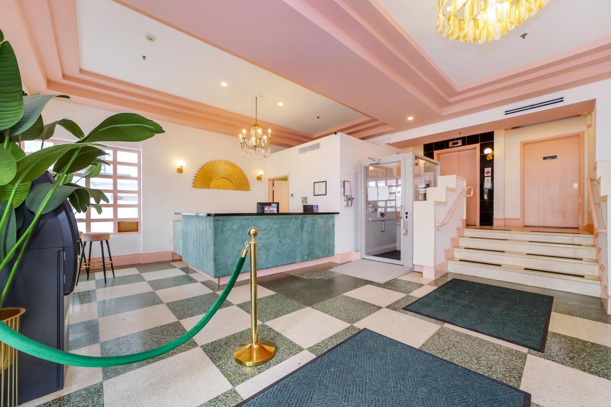Ocean Spray Hotel Miami Beach Exterior foto
